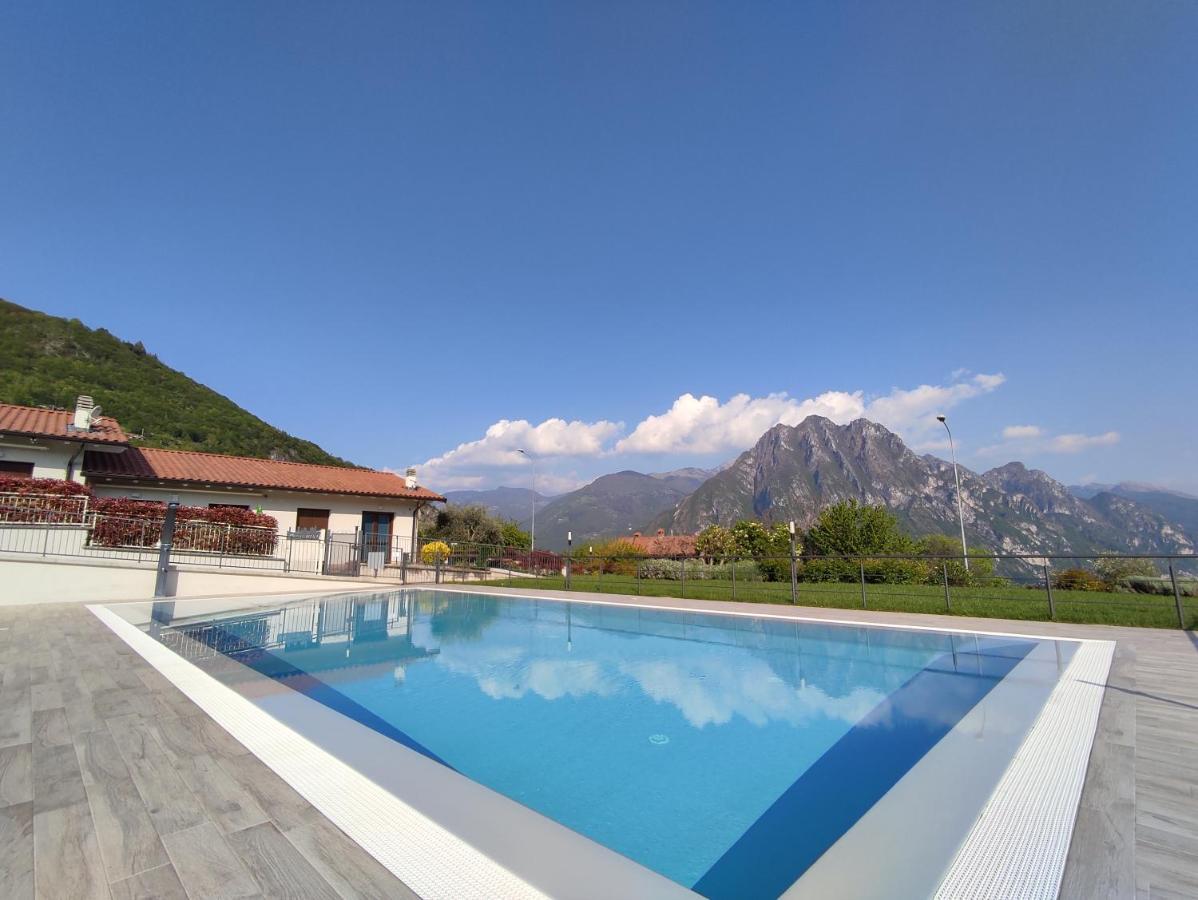 Iseolakerental - Costa Del Sole Riva di Solto Eksteriør billede